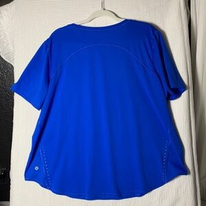 Lululemon blue dry fit tee